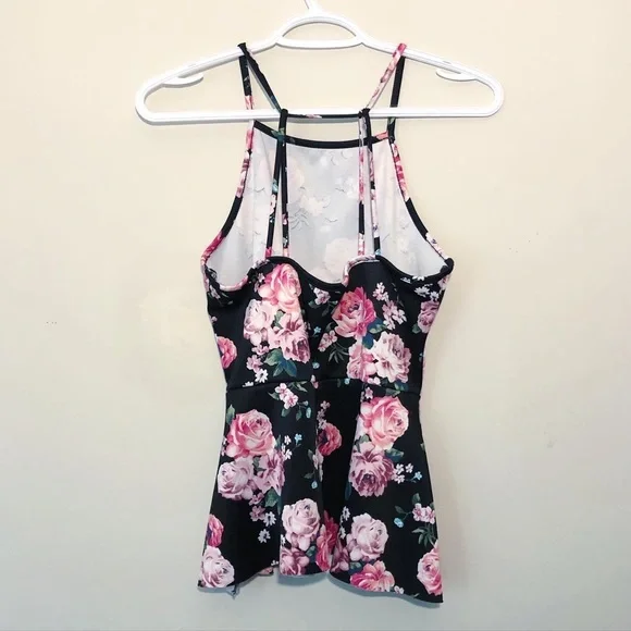 Beautiful Top in Excellent Condition! - Picture 4 of 5